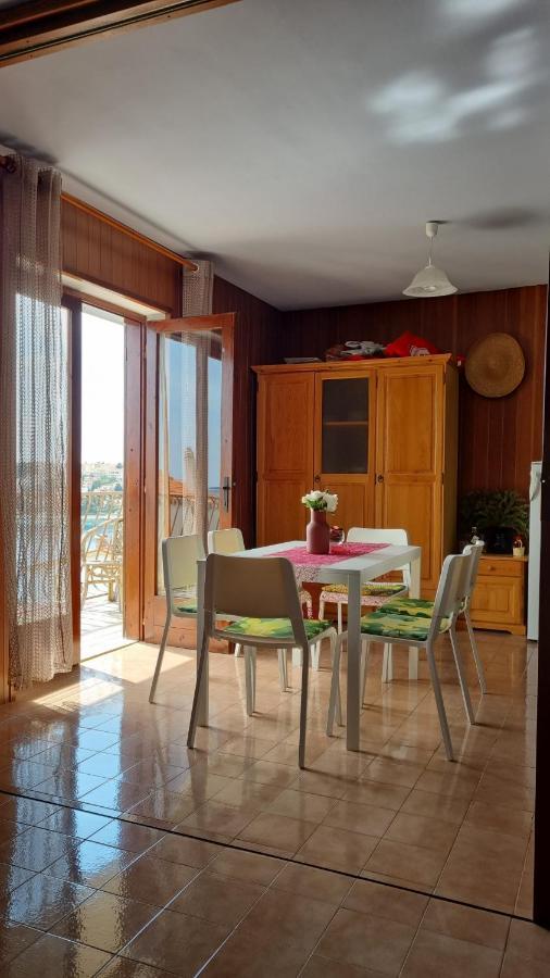 Apartment Gordan Trogir Exterior photo
