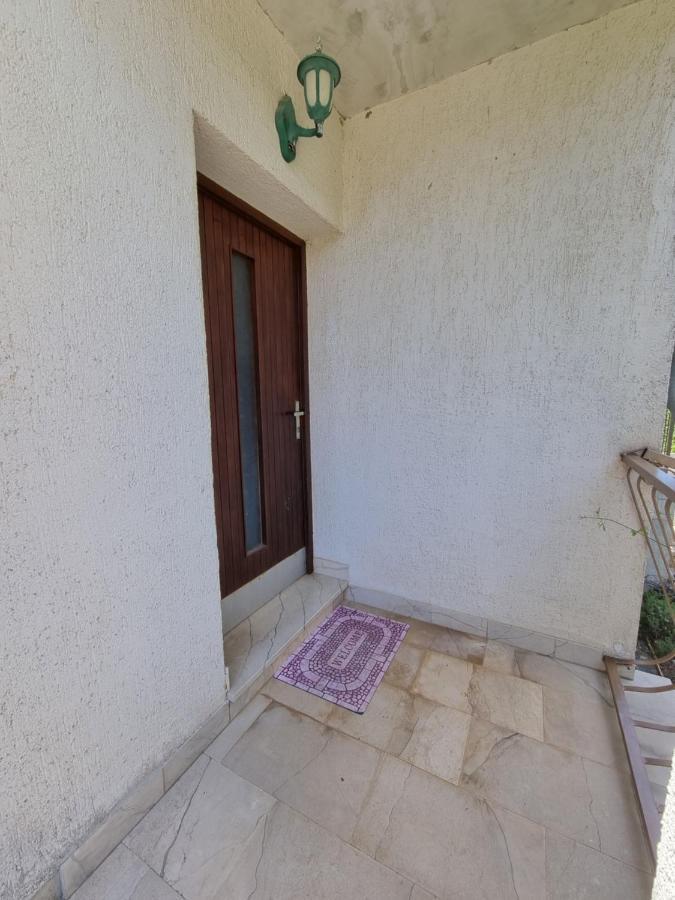 Apartment Gordan Trogir Exterior photo